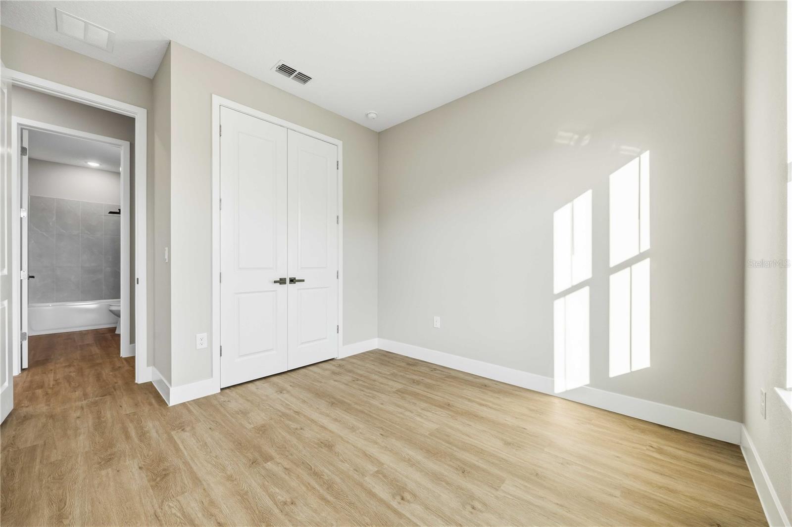 2145 River Hawk Loop Property Photo 25