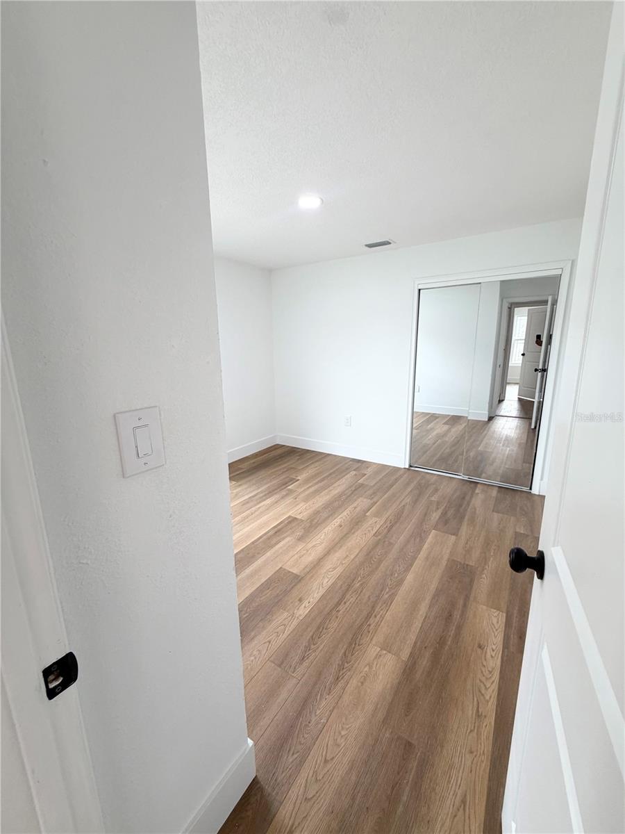 305 Cornwallis Ct Property Photo 6