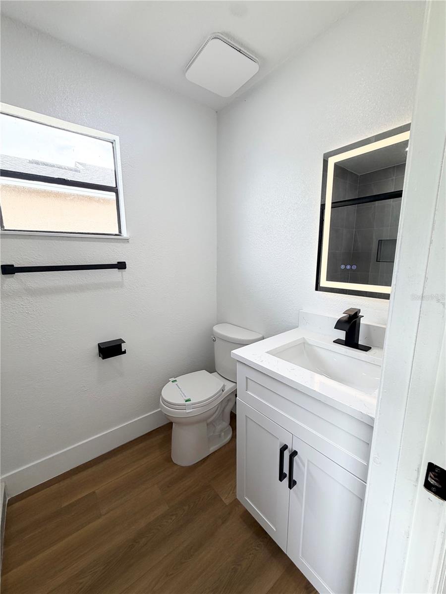 305 Cornwallis Ct Property Photo 7