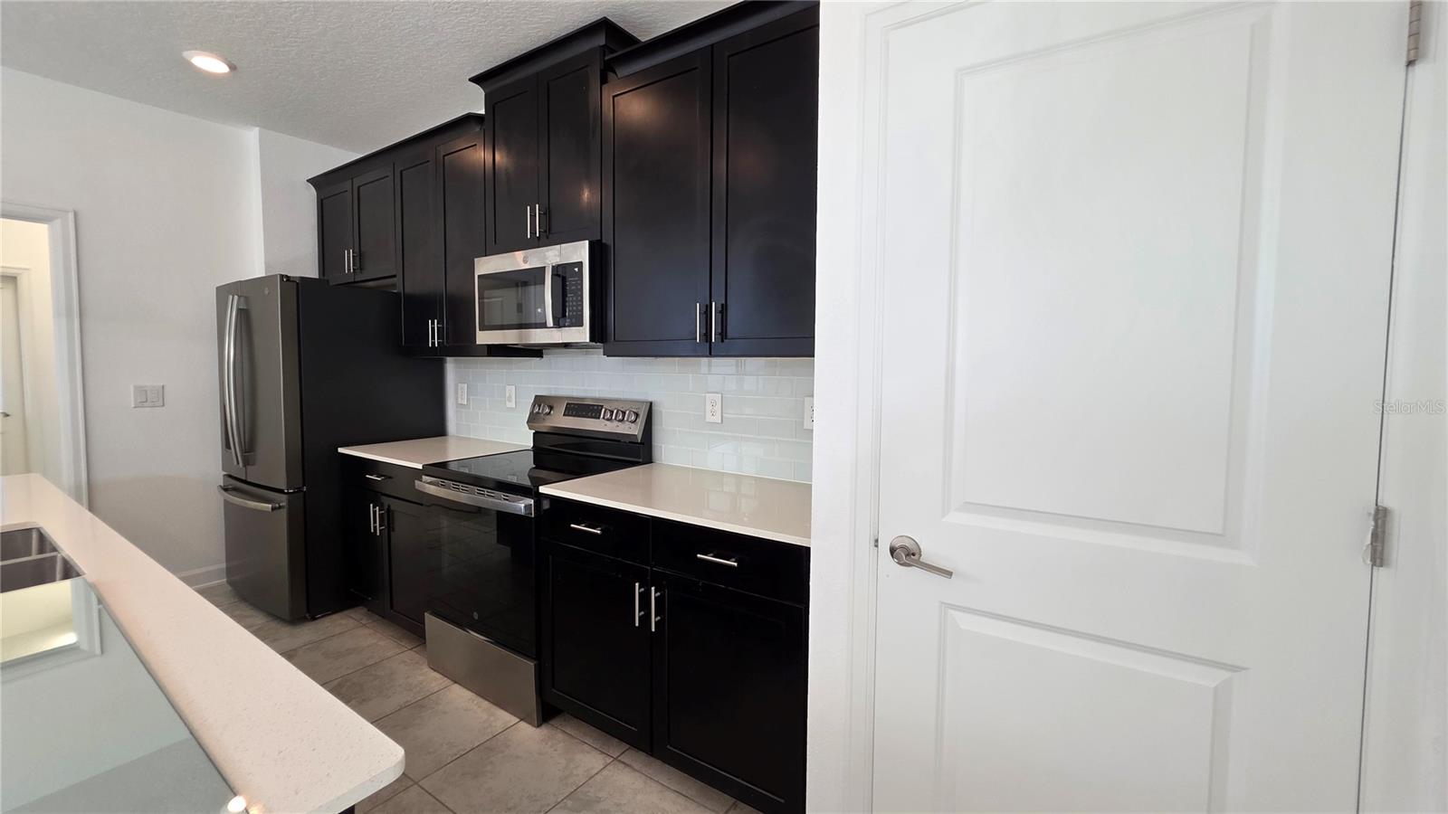 11883 Pulitzer Pl Property Photo 15