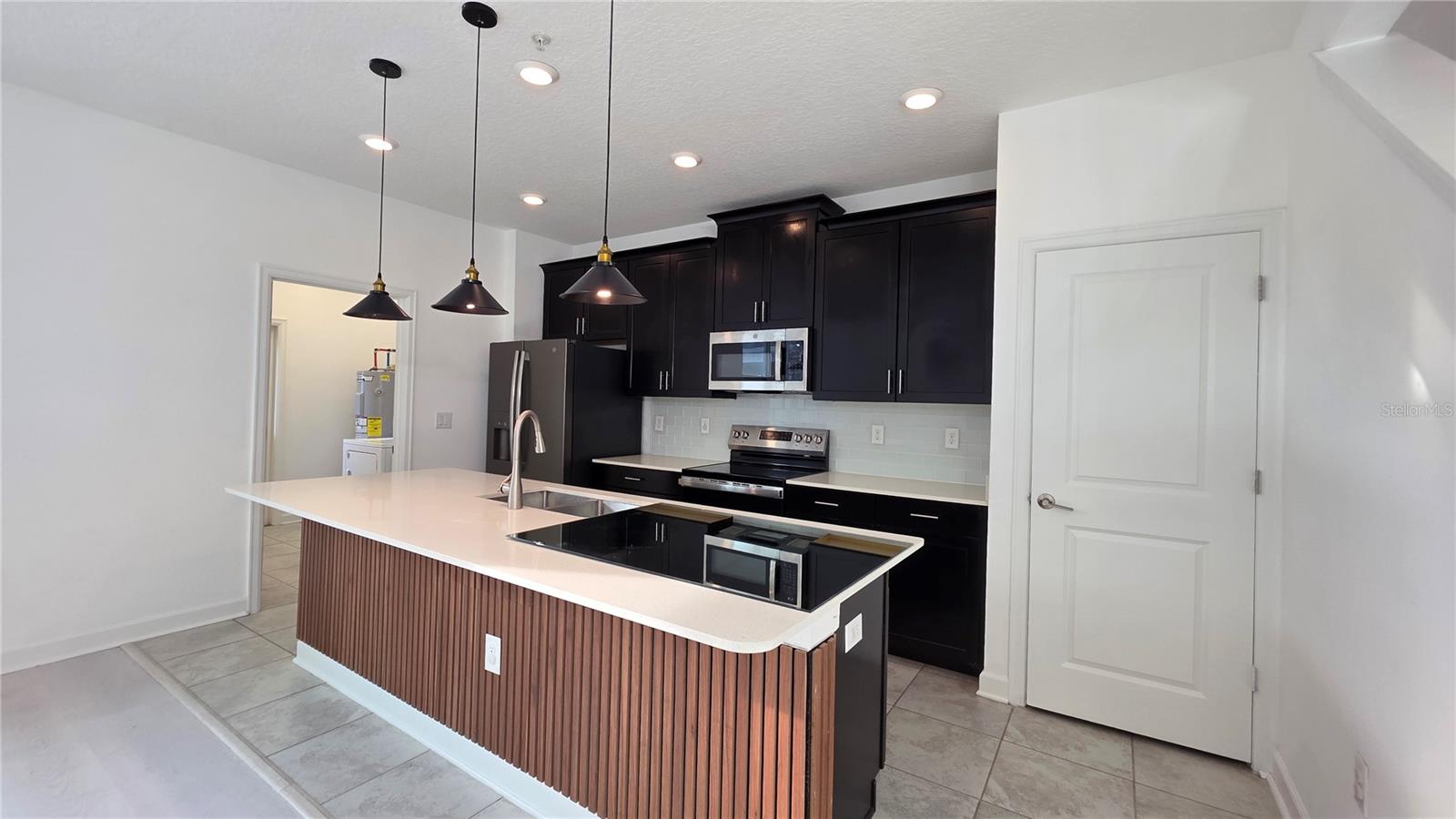 11883 Pulitzer Pl Property Photo 16
