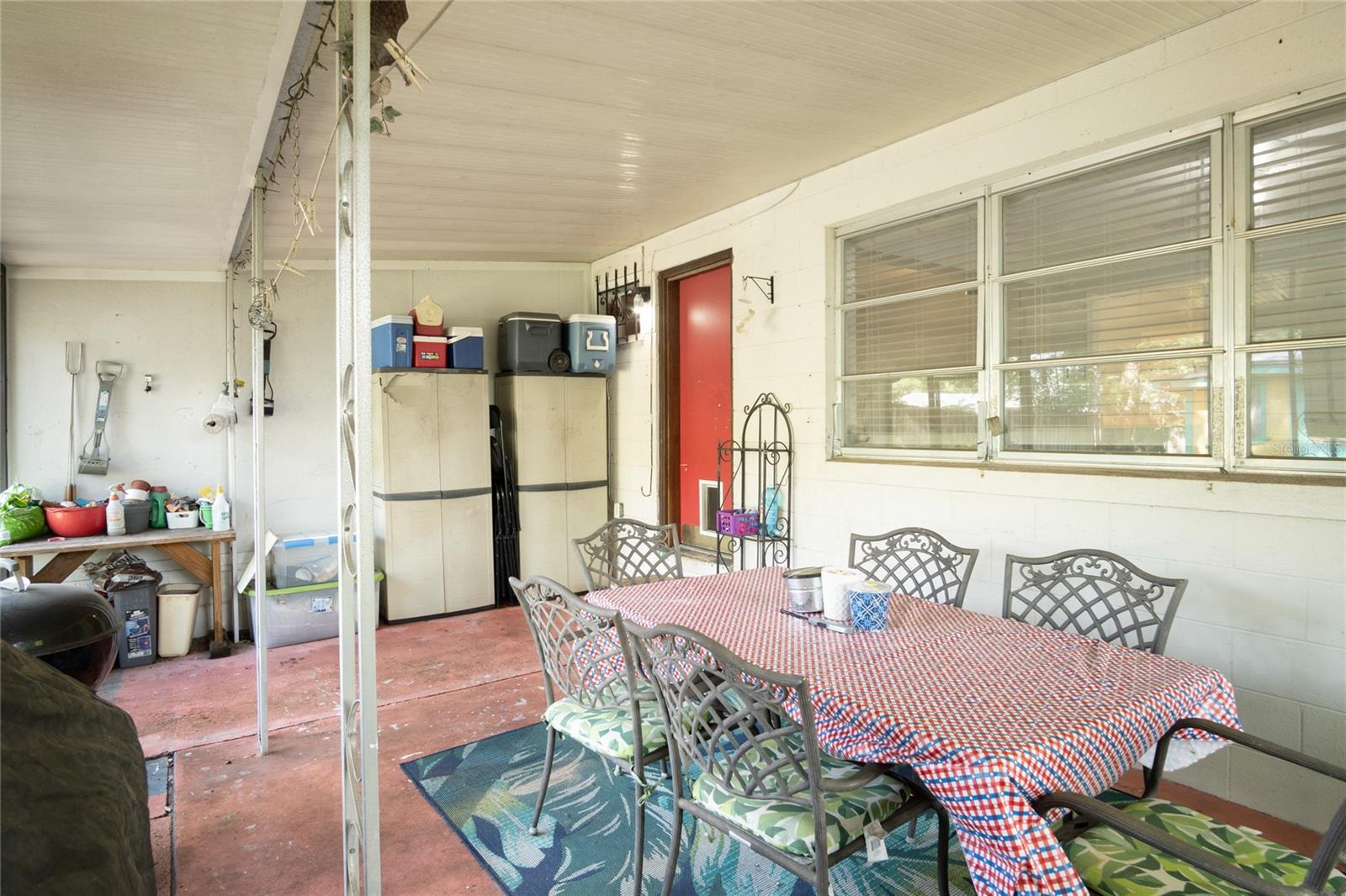 1840 N Powers Dr Property Photo 27