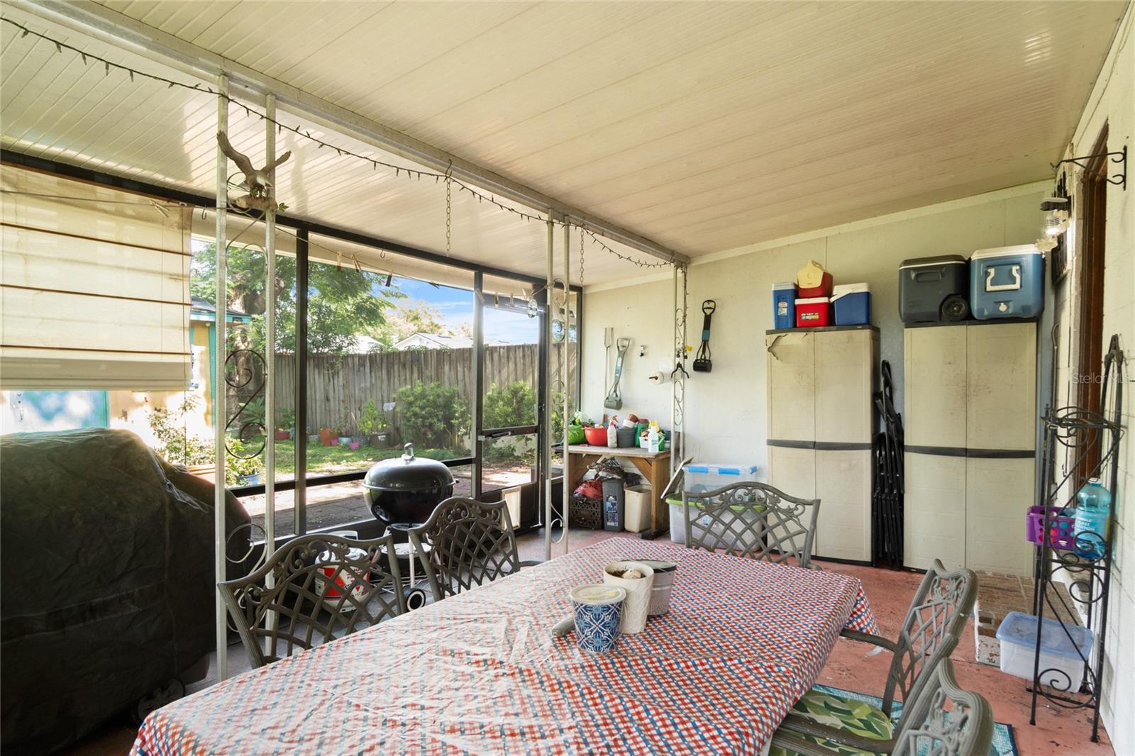 1840 N Powers Dr Property Photo 28