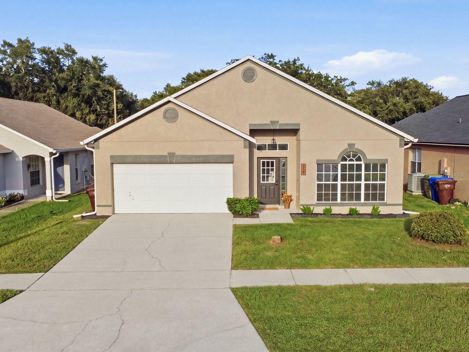 2104 MALLARD CREEK CIR