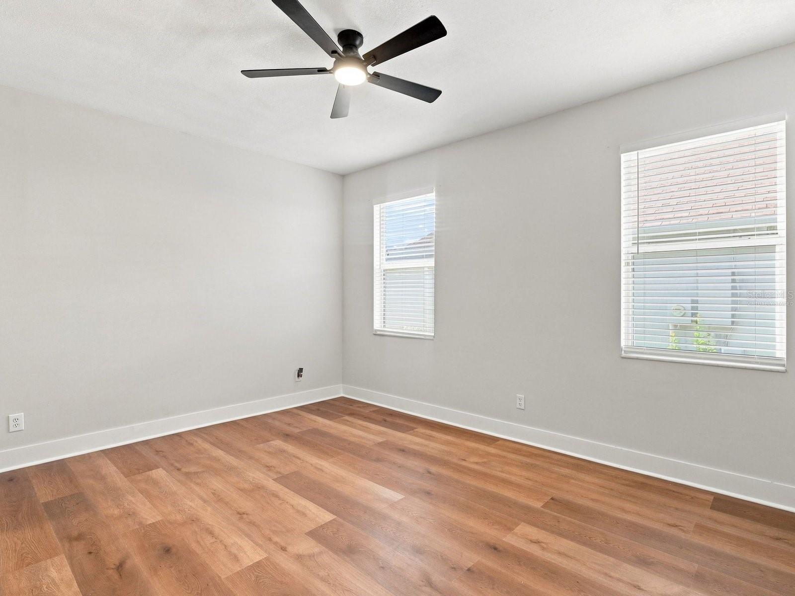 2104 Mallard Creek Cir Property Photo 9