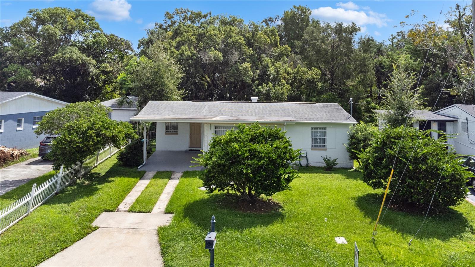 1517 Riley Ave Property Photo 3