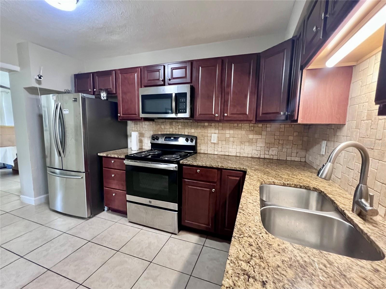 1517 Riley Ave Property Photo 11