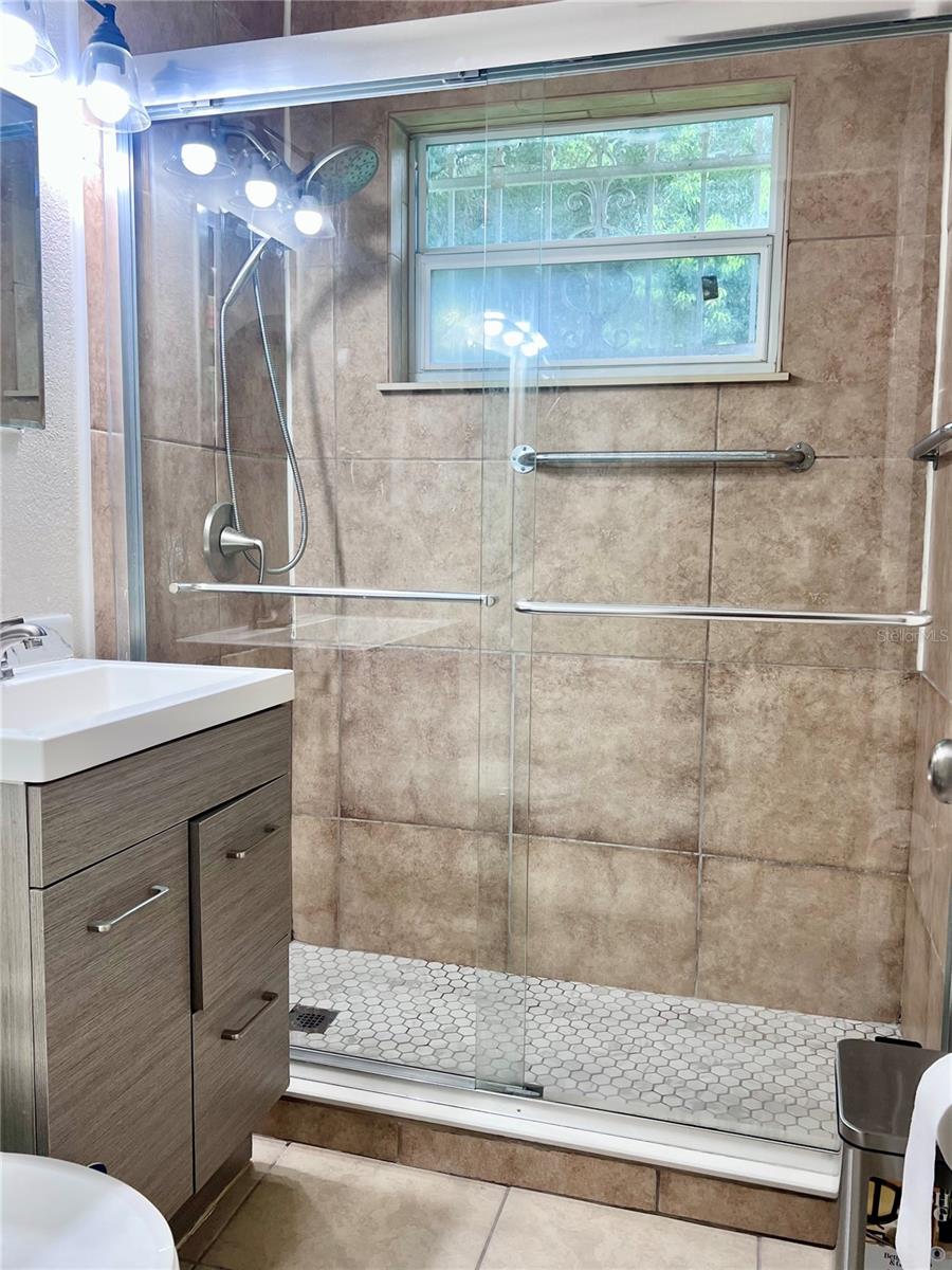 1517 Riley Ave Property Photo 14