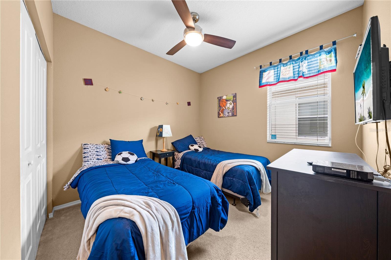 4704 Ruby Red Ln Property Photo 11
