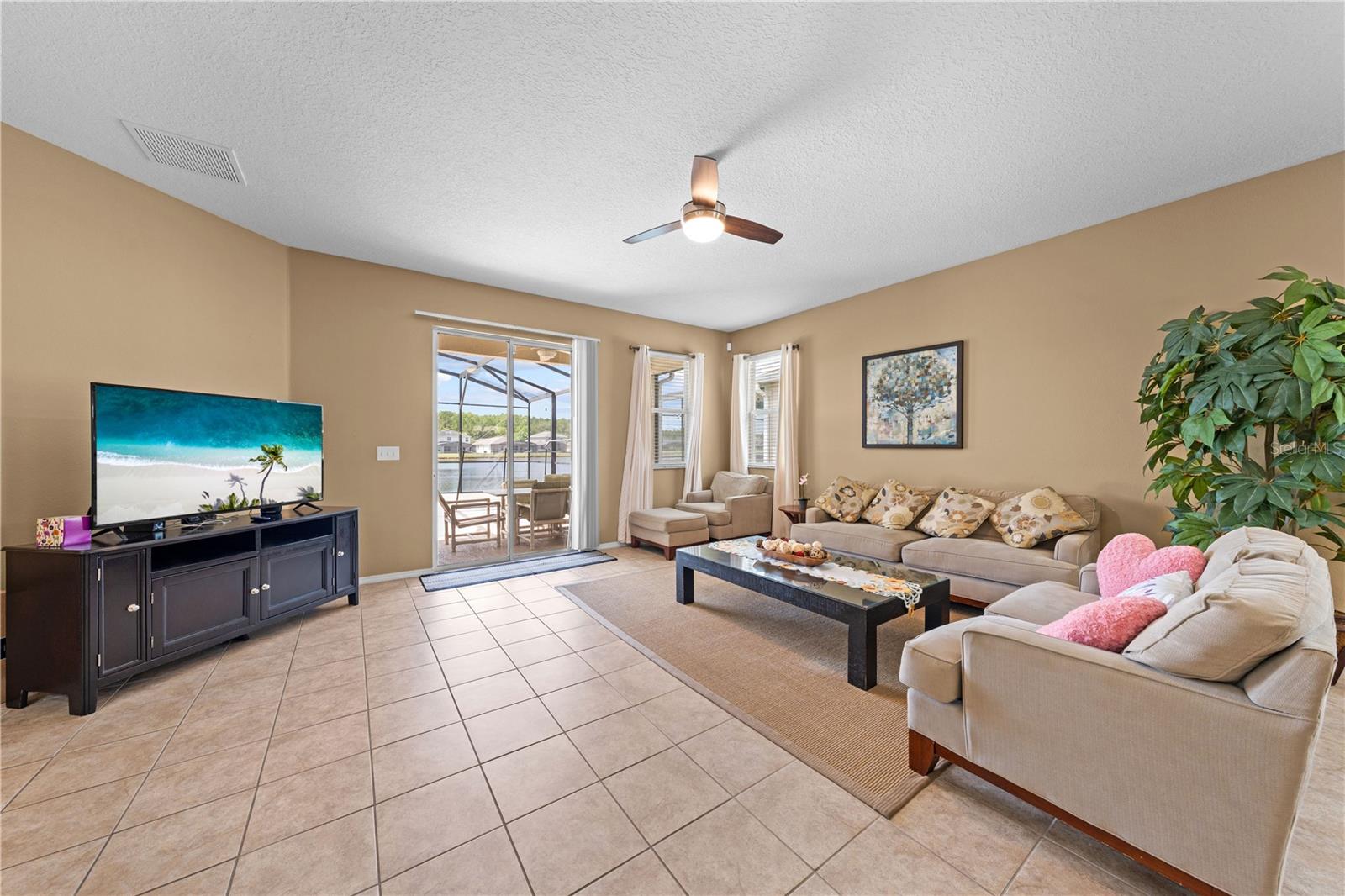 4704 Ruby Red Ln Property Photo 25