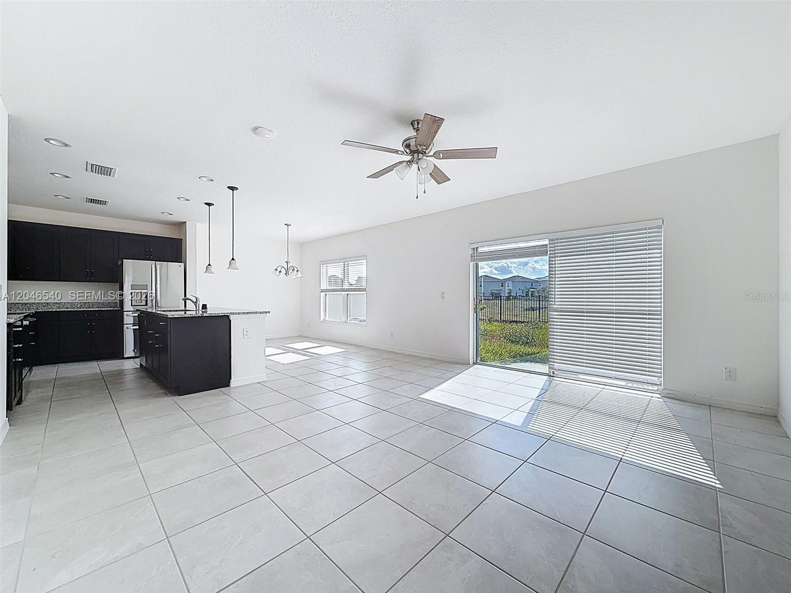 857 Scrub Oak Hammock Rd Property Photo 5