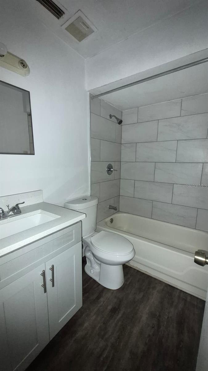 9924 Sweepstakes Ln #8 Property Photo 8