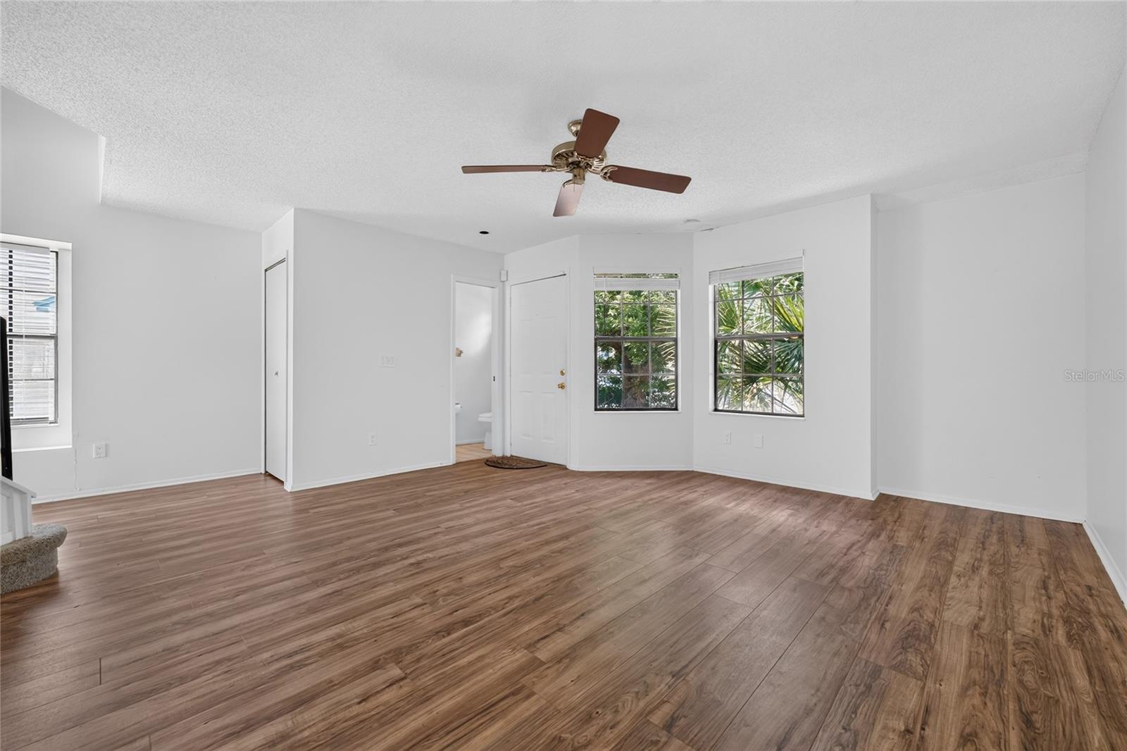 2996 Lowell Ct Property Photo 4