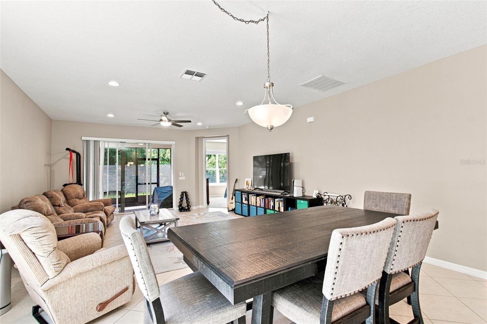 1055 Harbor Ridge Dr Property Photo 8