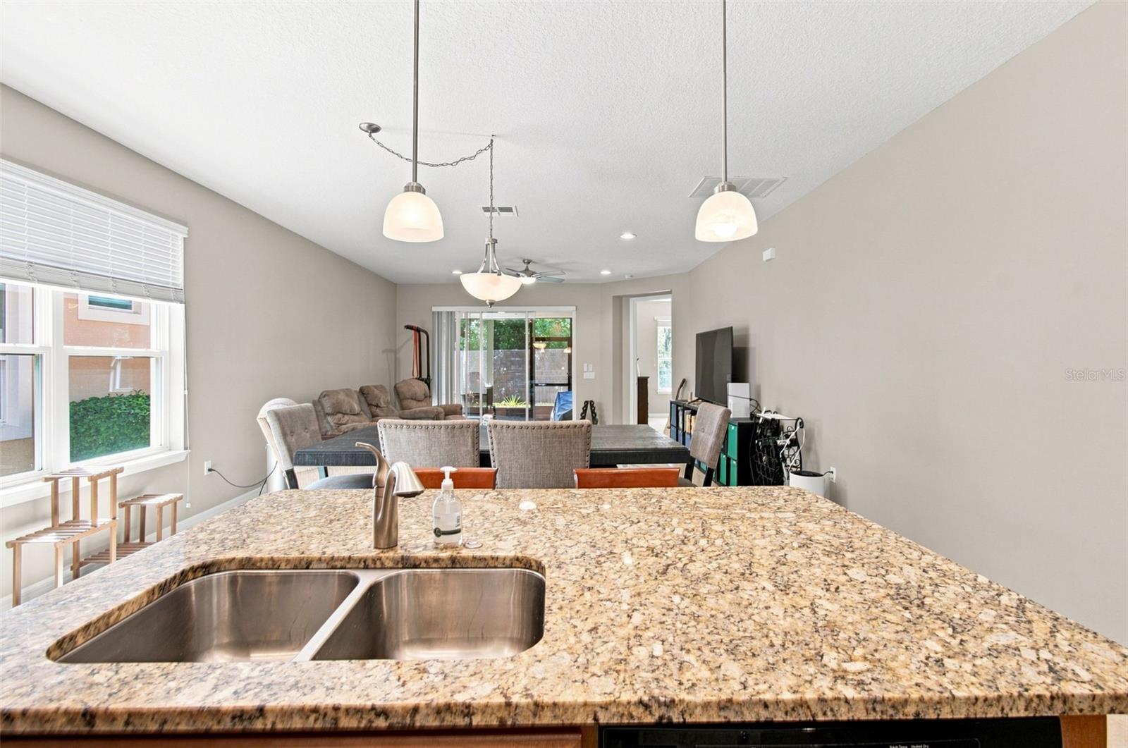 1055 Harbor Ridge Dr Property Photo 16