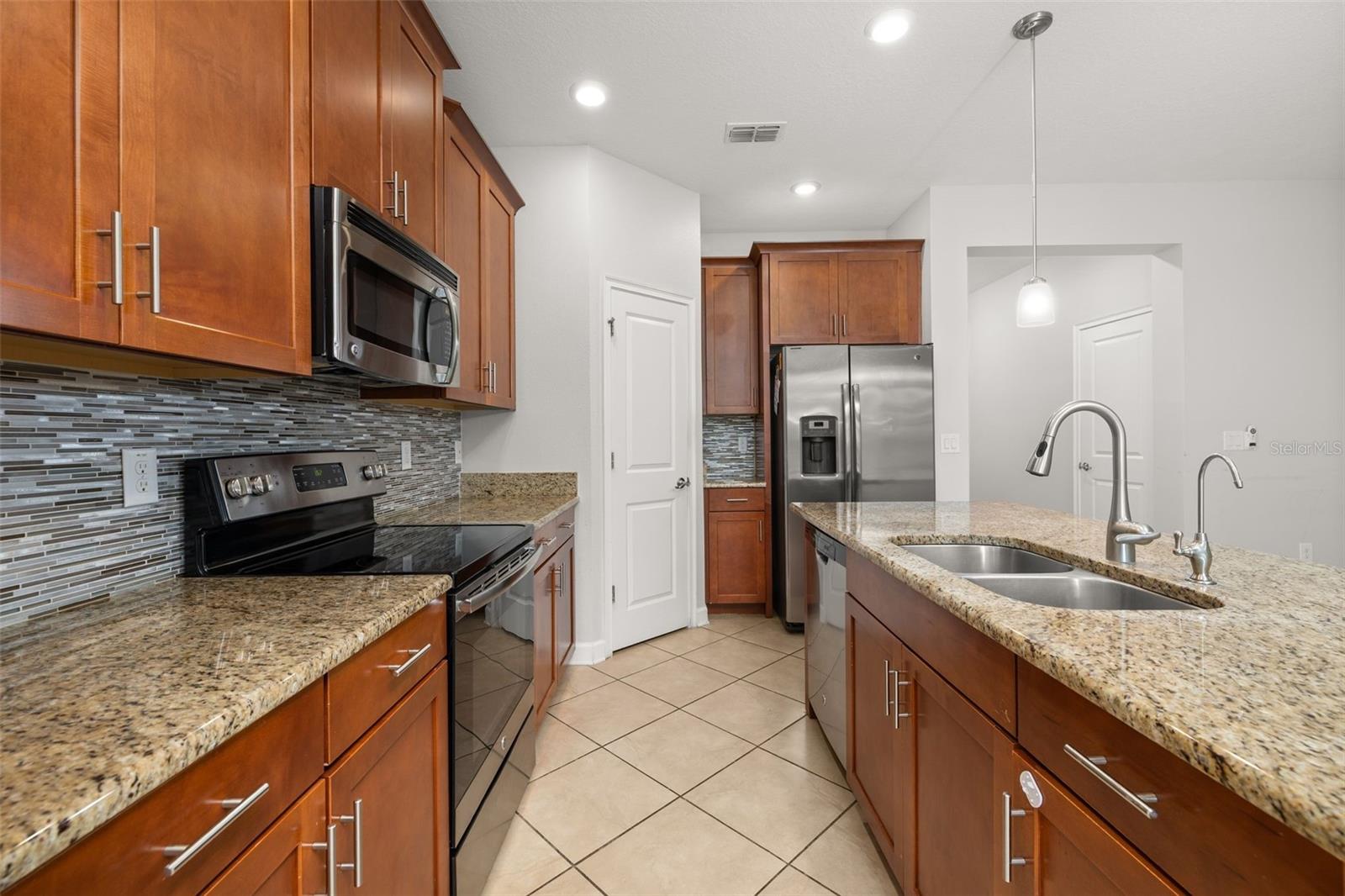 14157 Gold Bridge Dr Property Photo 16