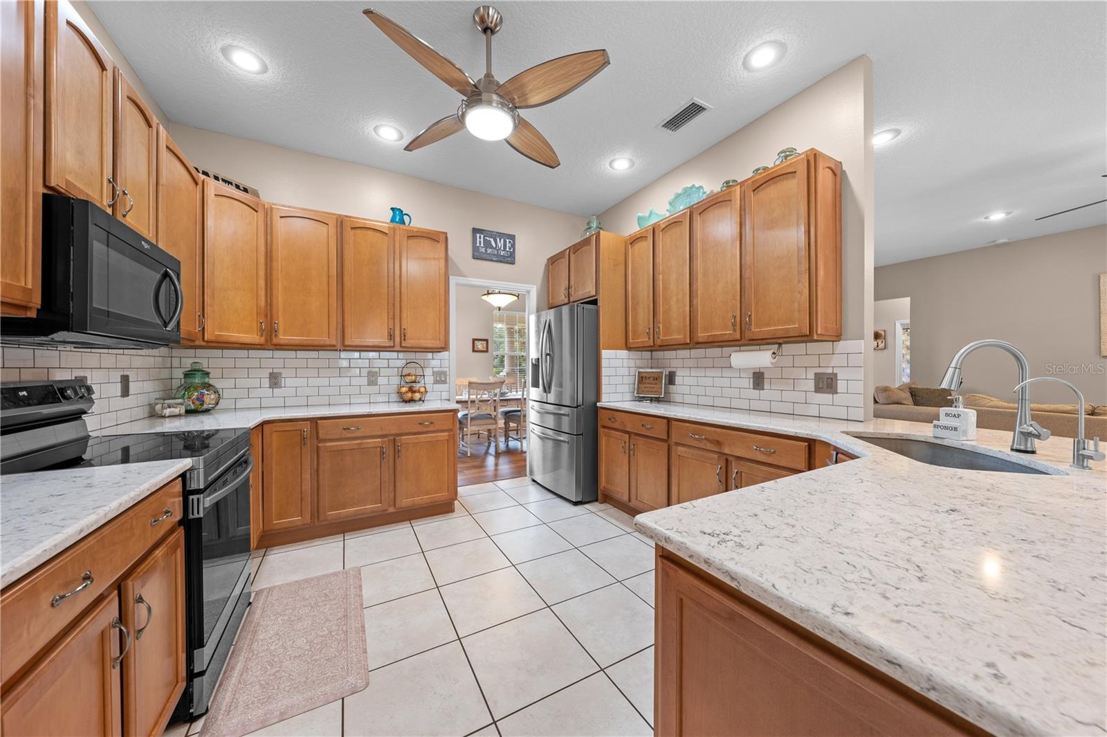 1803 Charles Court Property Photo 14
