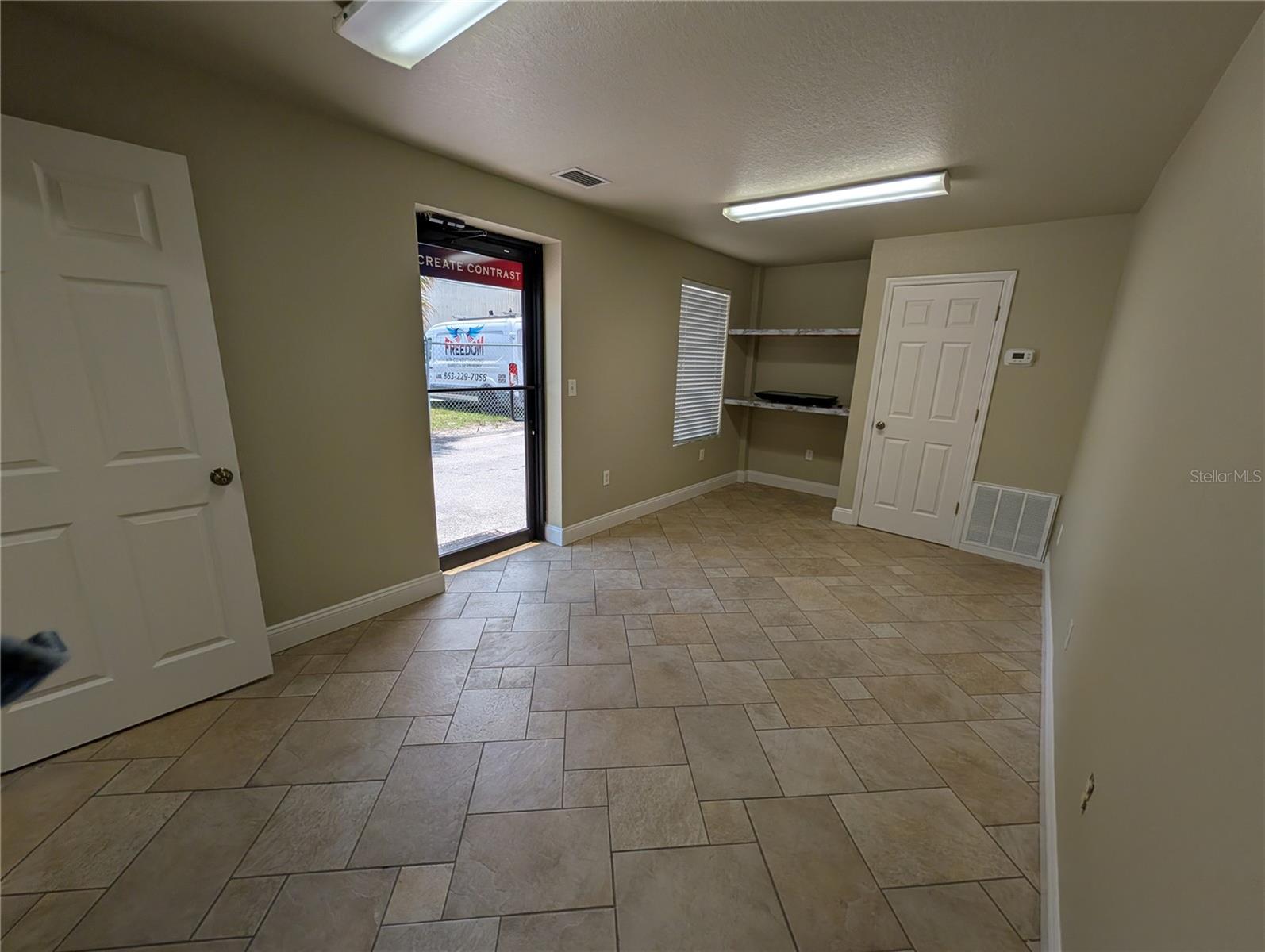 207 Gandy Rd Property Photo 2