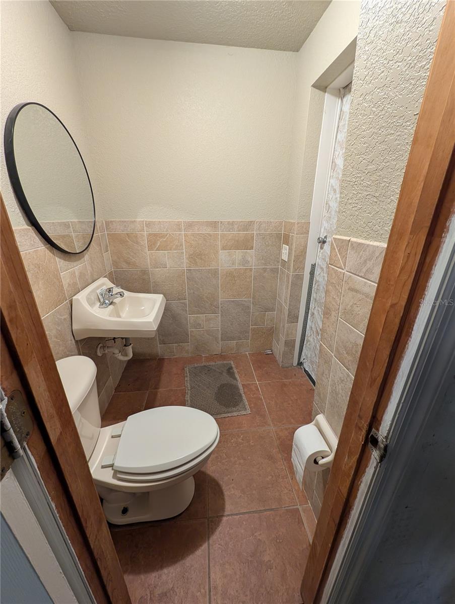 207 Gandy Rd Property Photo 7