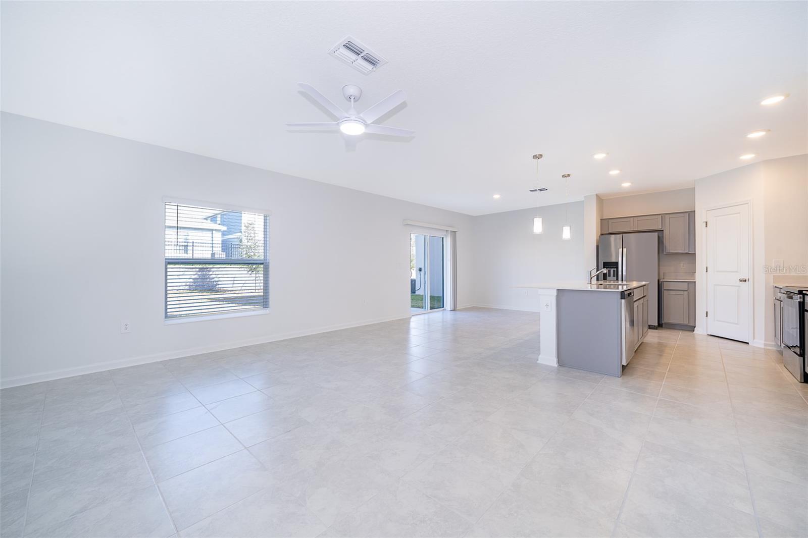 2723 Gentle Rain Dr Property Photo 2
