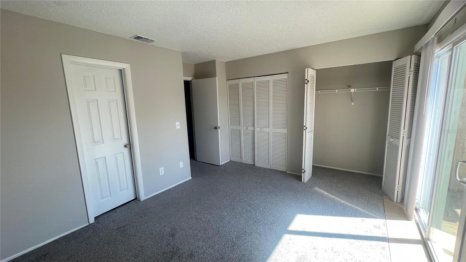 202 Watts Ln #d Property Photo 7