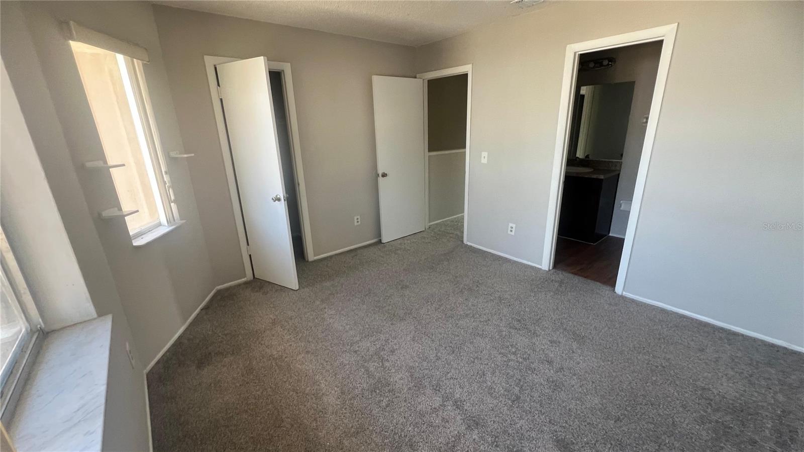202 Watts Ln #d Property Photo 13