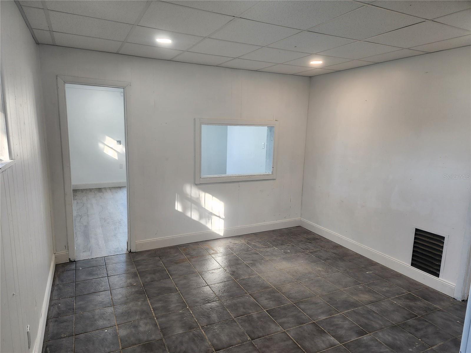 1780 E Duval St #6 Property Photo 6