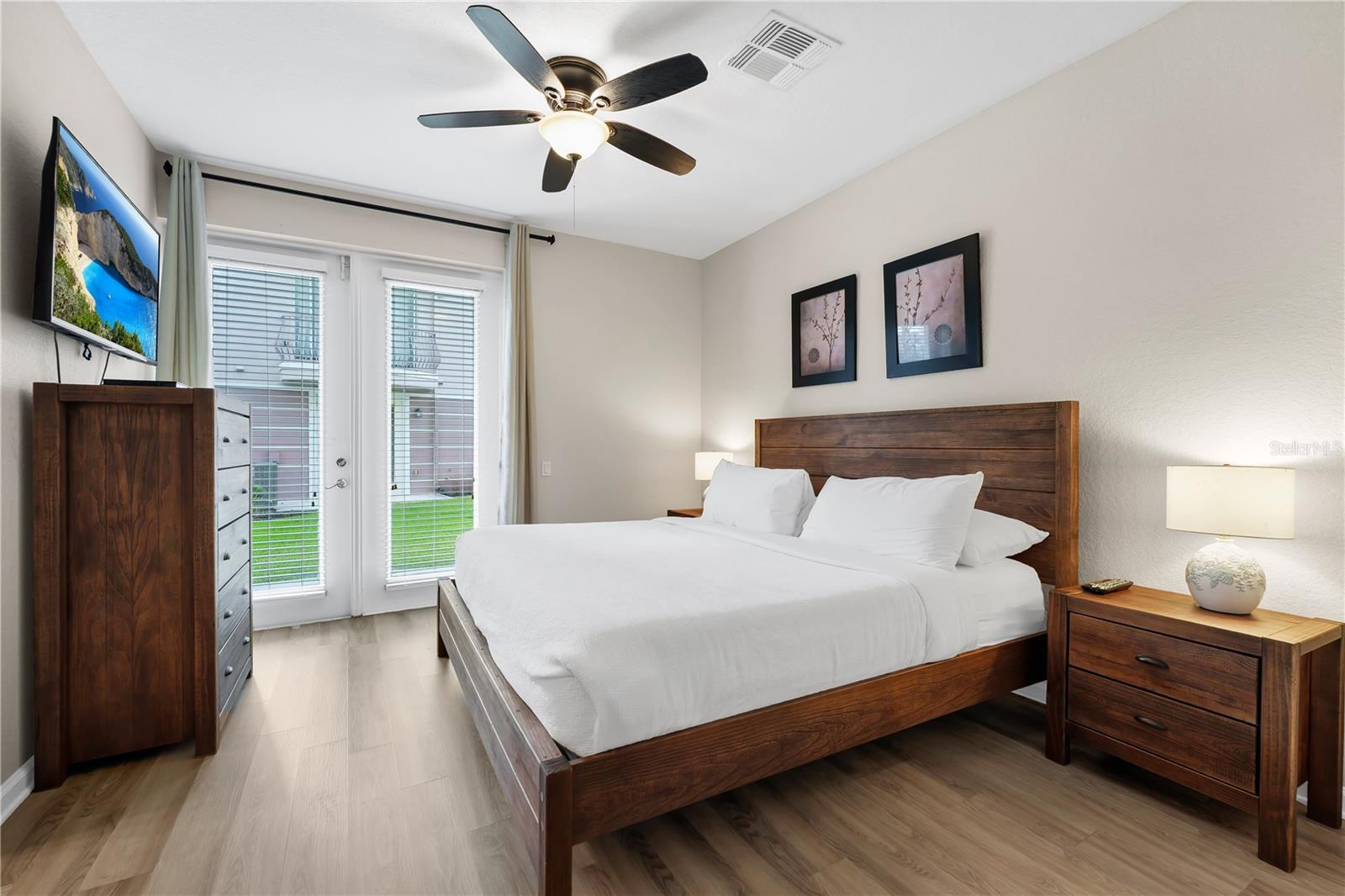 5064 Tideview Cir #82 Property Photo 14