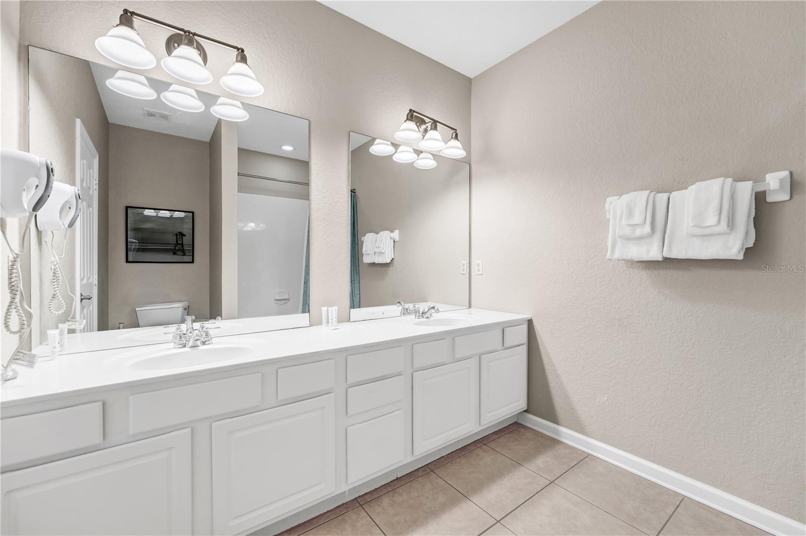 5064 Tideview Cir #82 Property Photo 26
