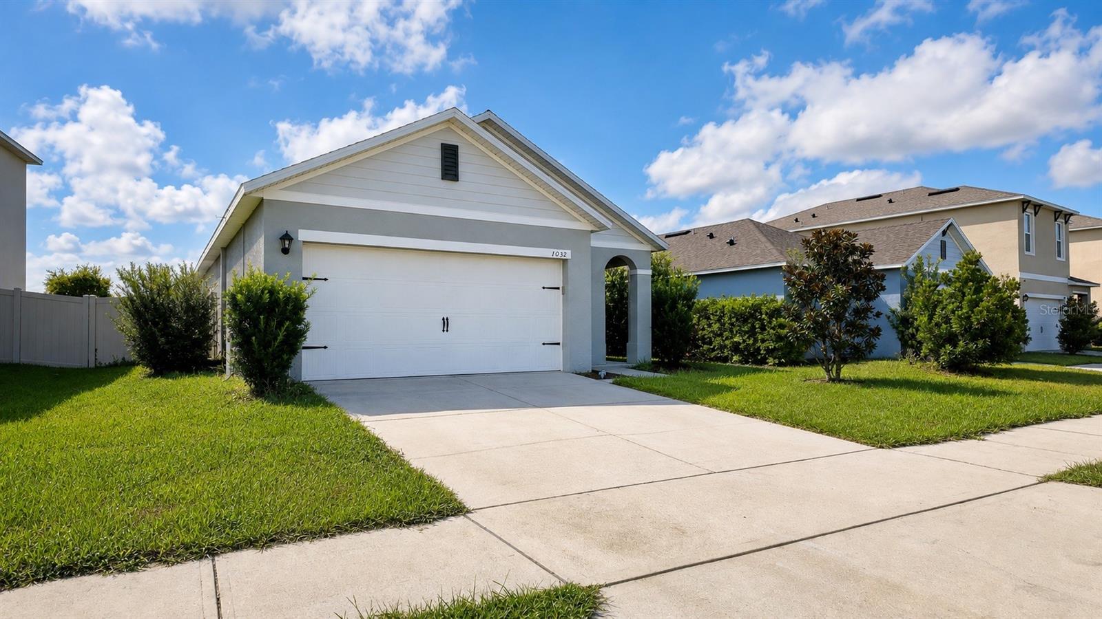 1032 Andean Ln Property Photo 2