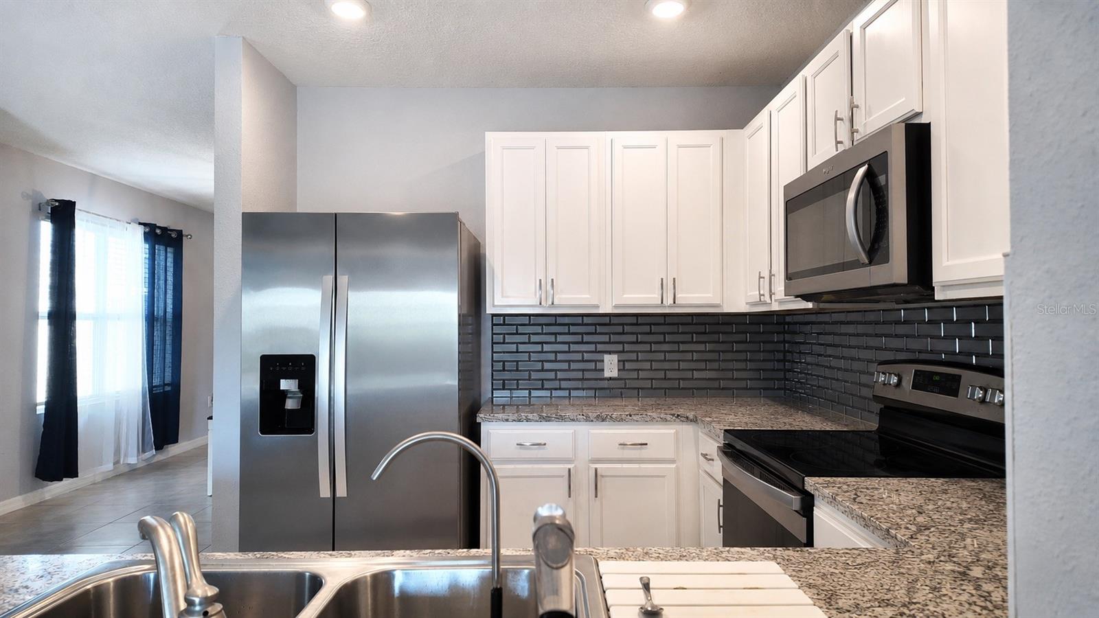 1032 Andean Ln Property Photo 11