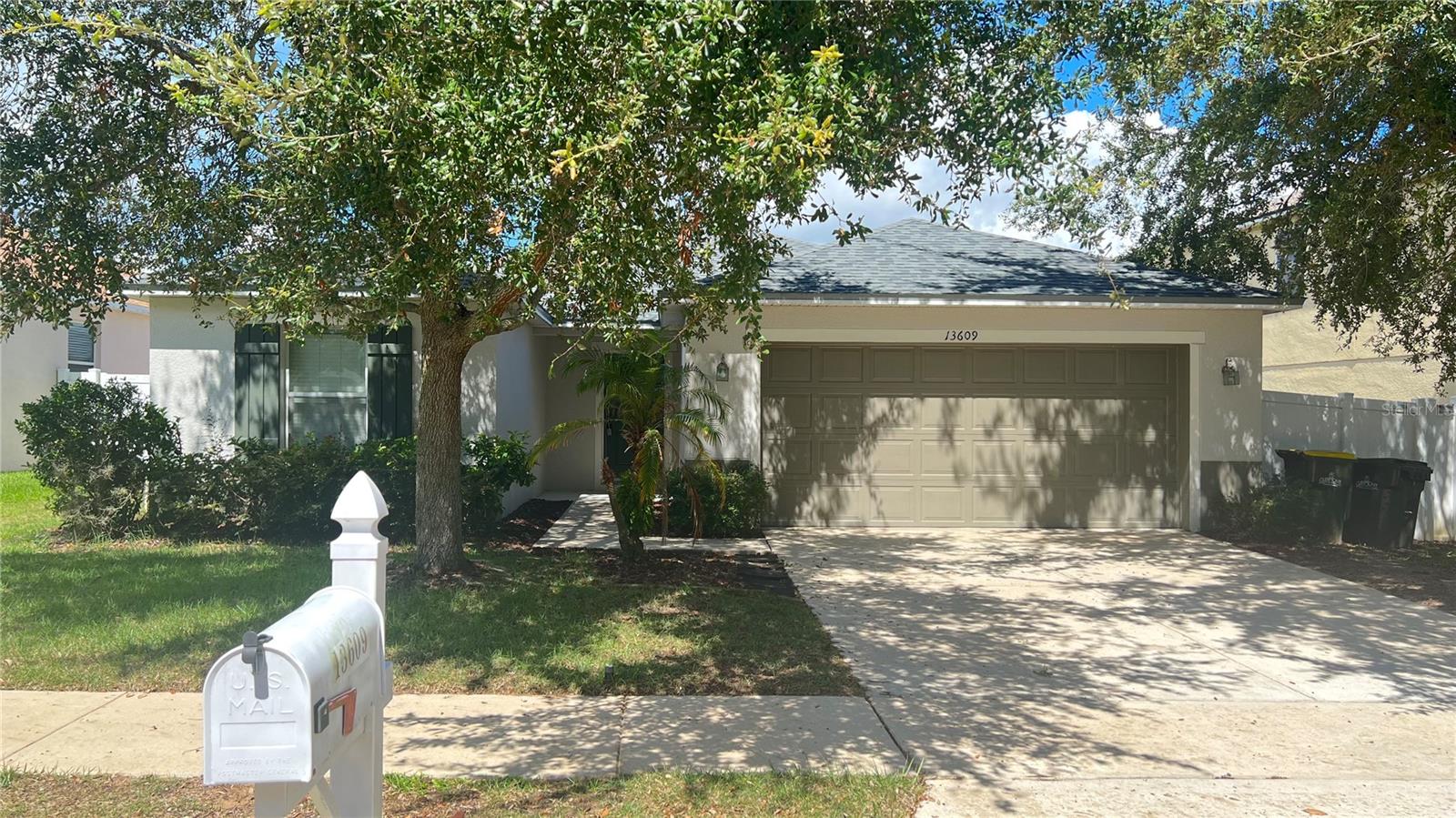 13609 Laranja St Property Photo 3