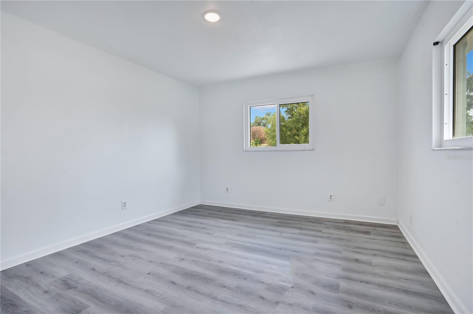 205 Fern Rd Property Photo 15
