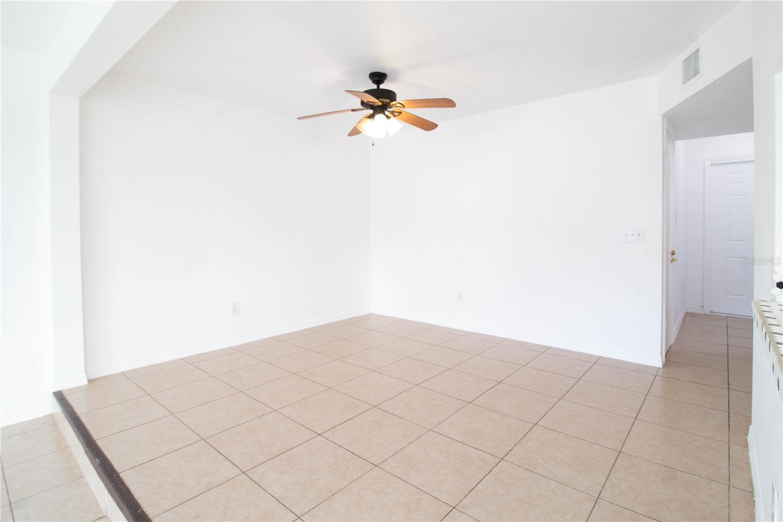 275 Mango Dr #a Property Photo 9