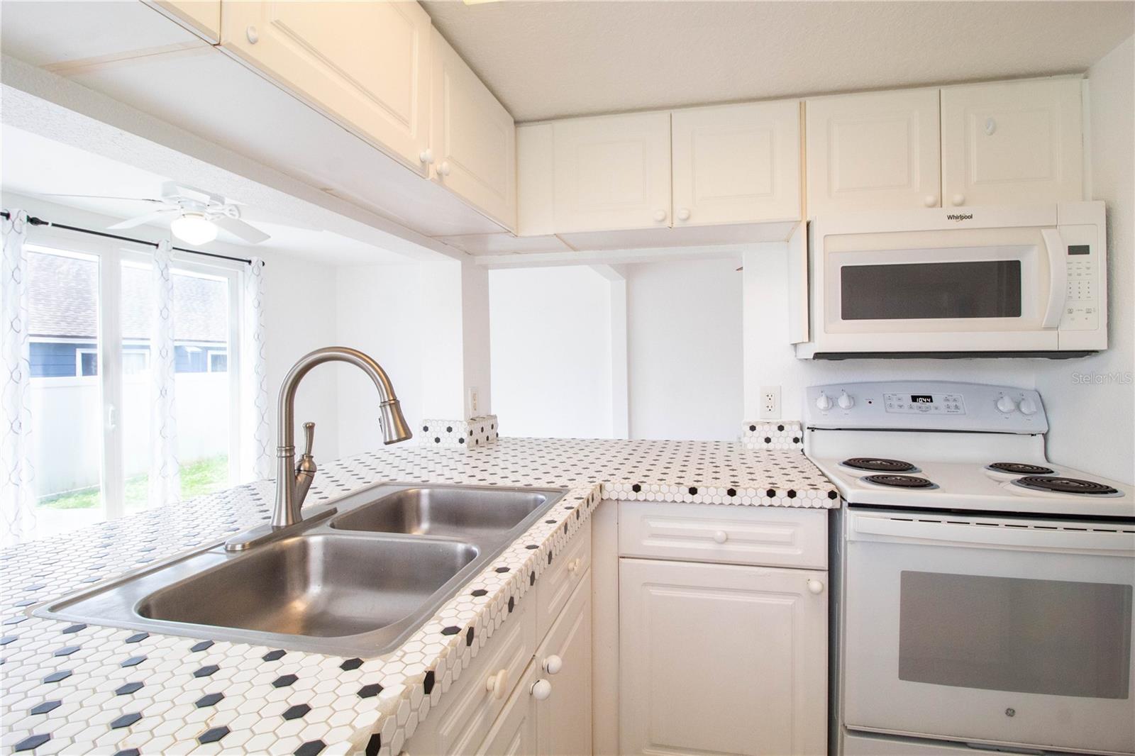 275 Mango Dr #a Property Photo 12