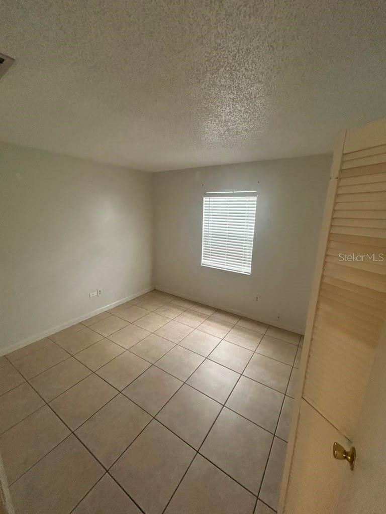 124 E 17th St Property Photo 8