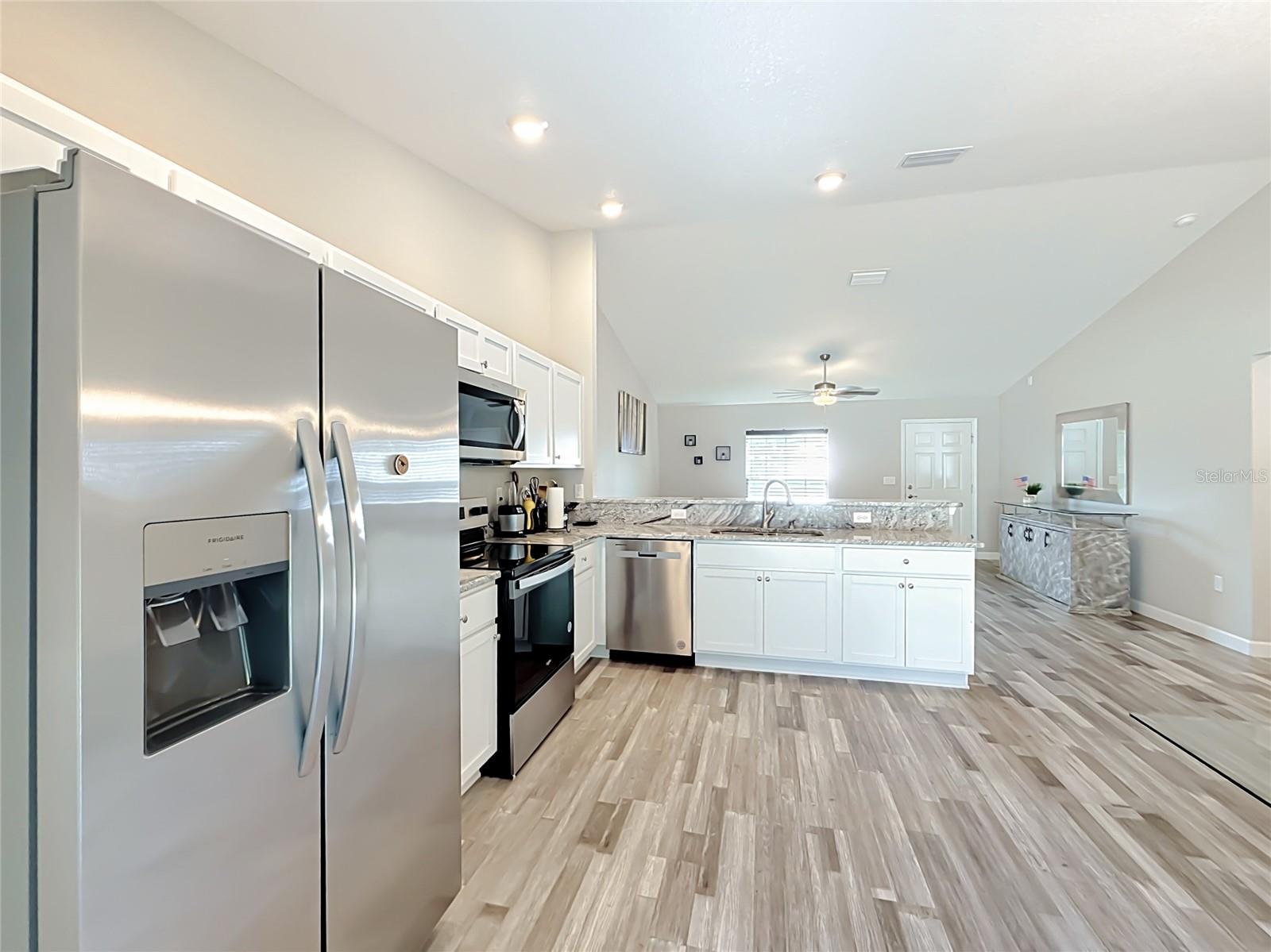 13244 49th Property Photo 12
