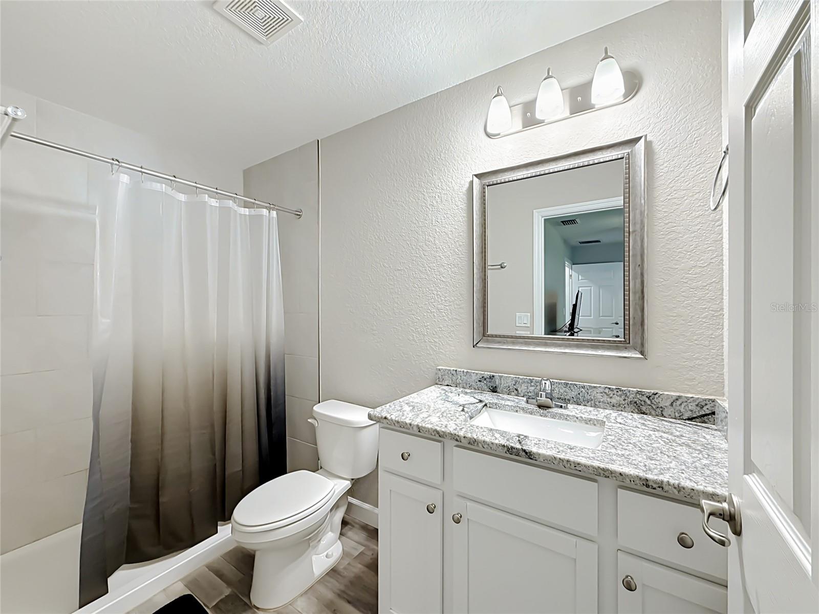 13244 49th Property Photo 19
