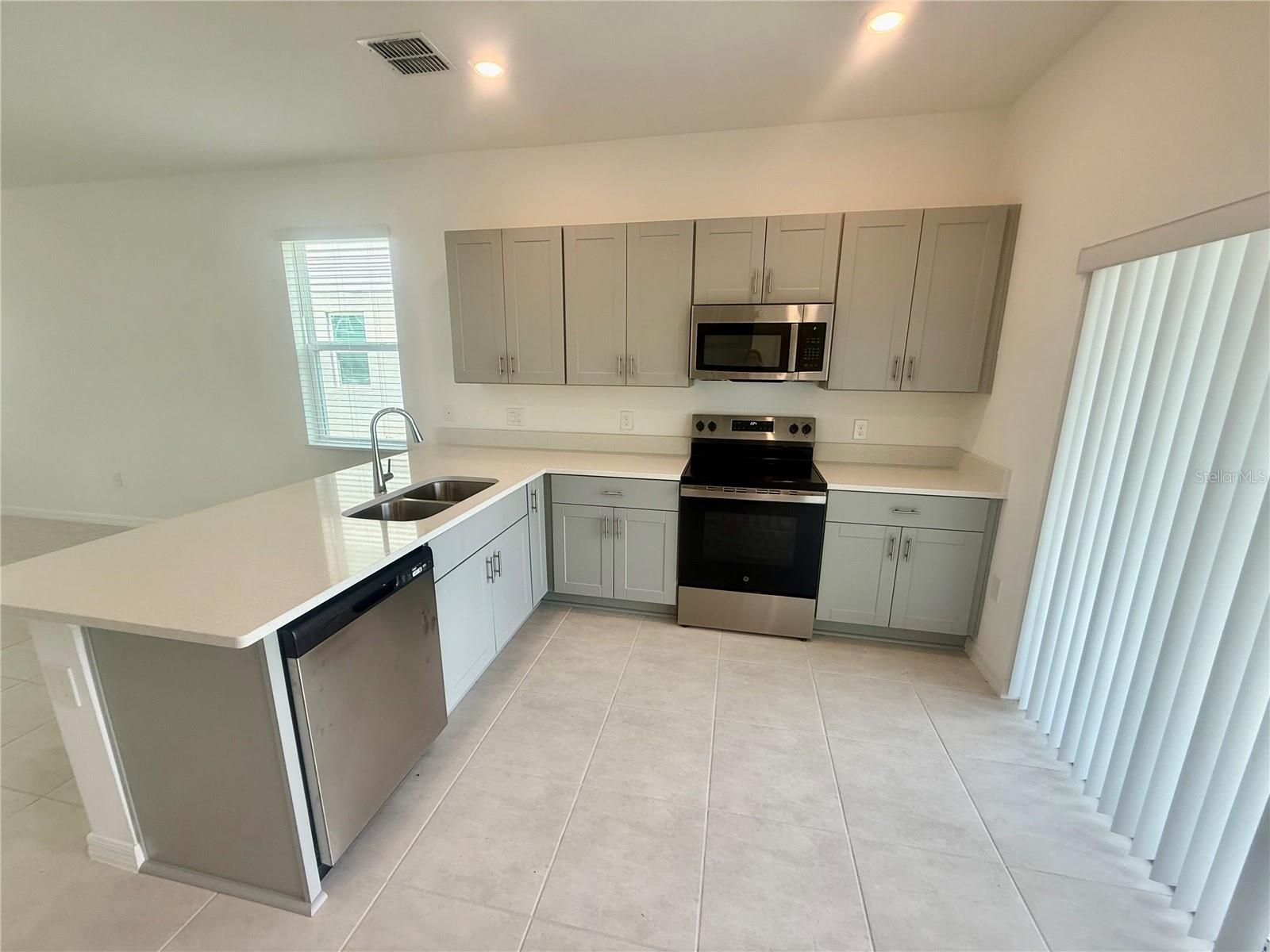 3161 Skyline Loop Property Photo 4