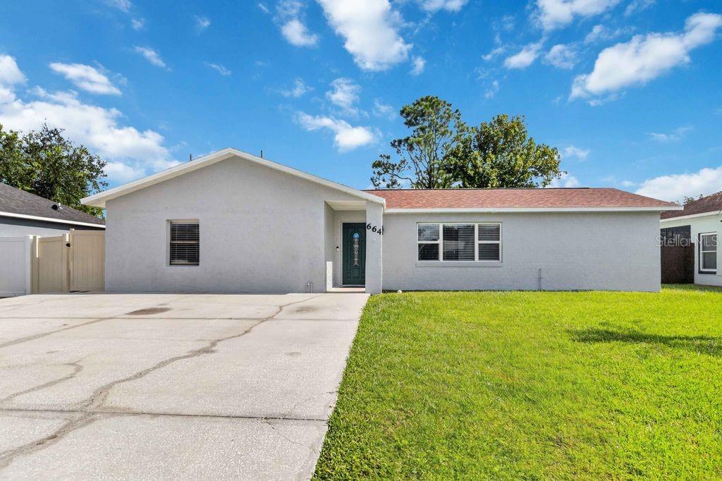 664 Madrid Dr Property Photo 2