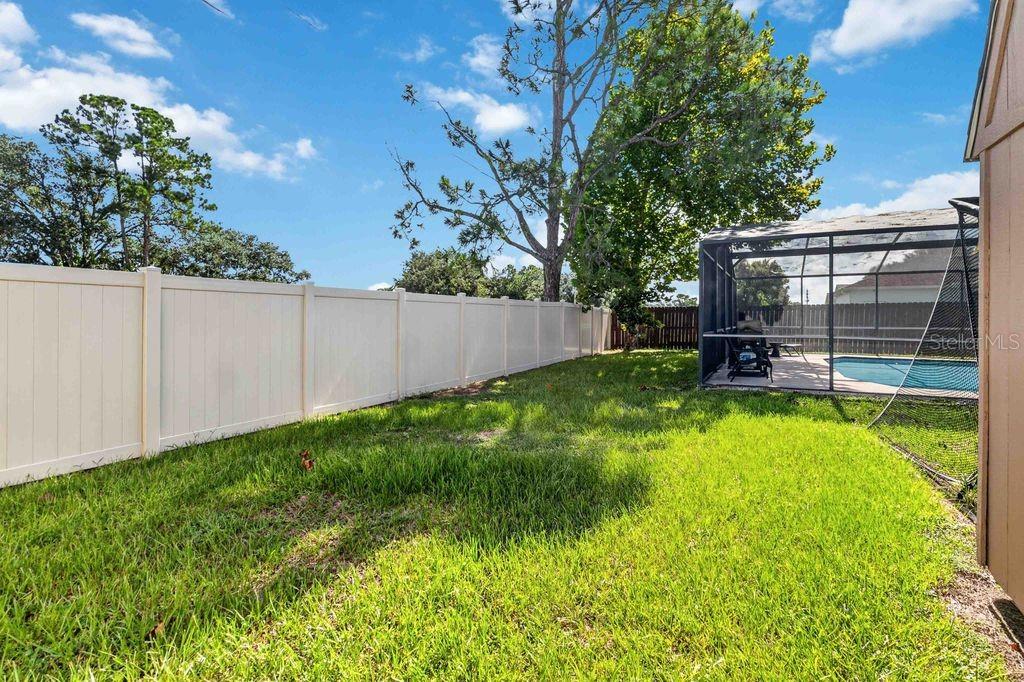664 Madrid Dr Property Photo 8