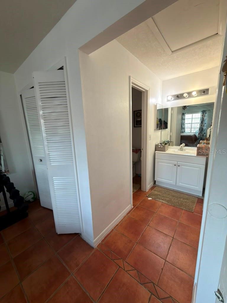 2207 Caribbean Dr Property Photo 11