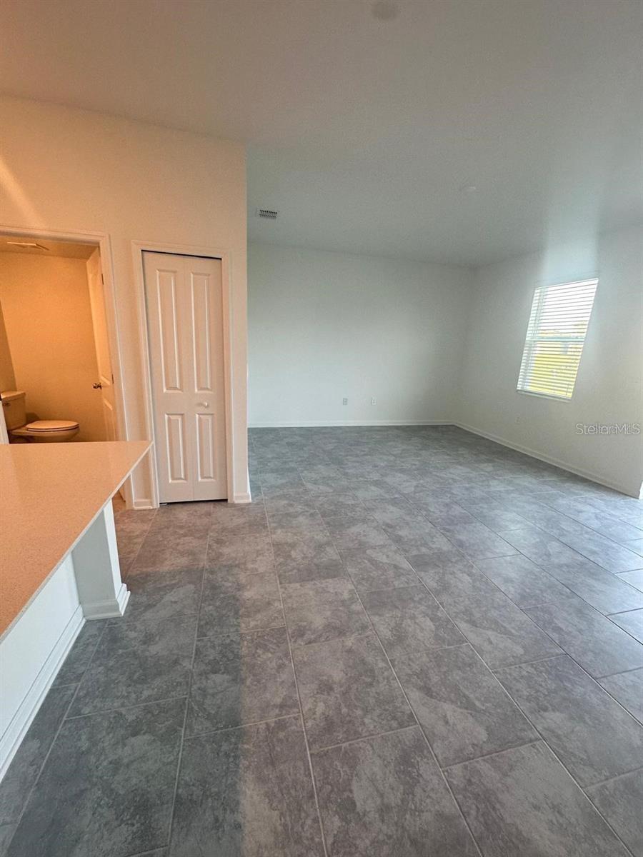 3137 Laurent Loop Property Photo 5