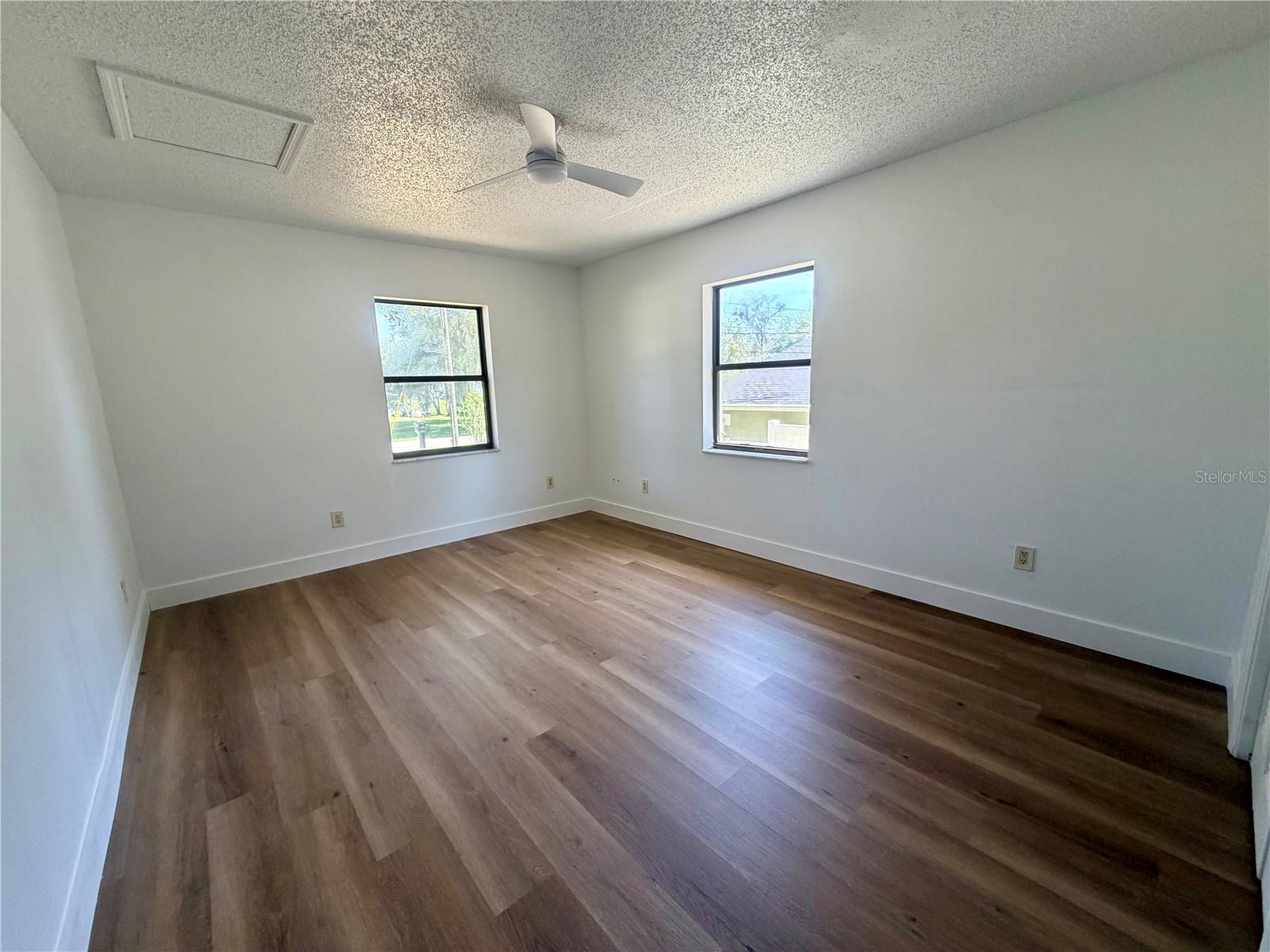 115 Daffodill St Property Photo 15