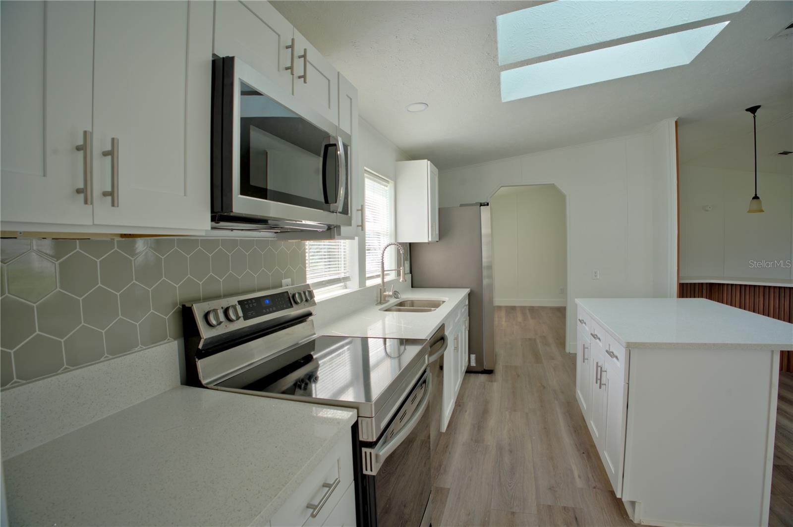 1124 Dara Cay Dr Property Photo 11