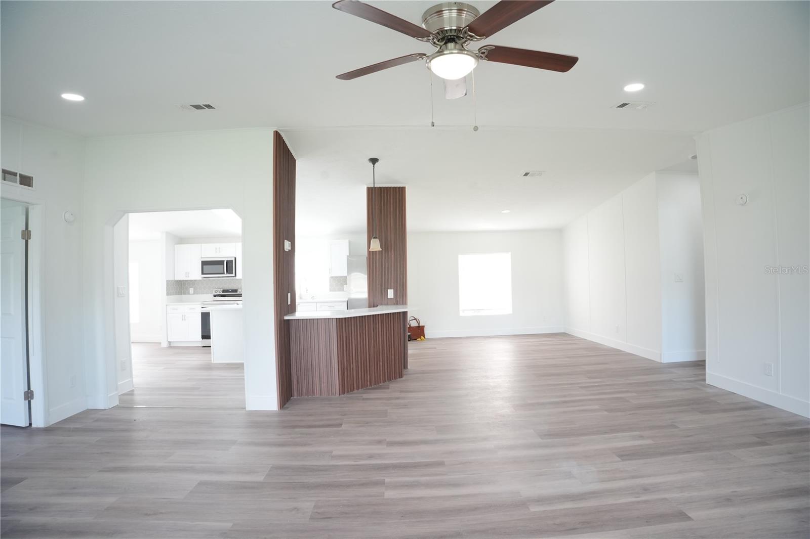 1124 Dara Cay Dr Property Photo 15