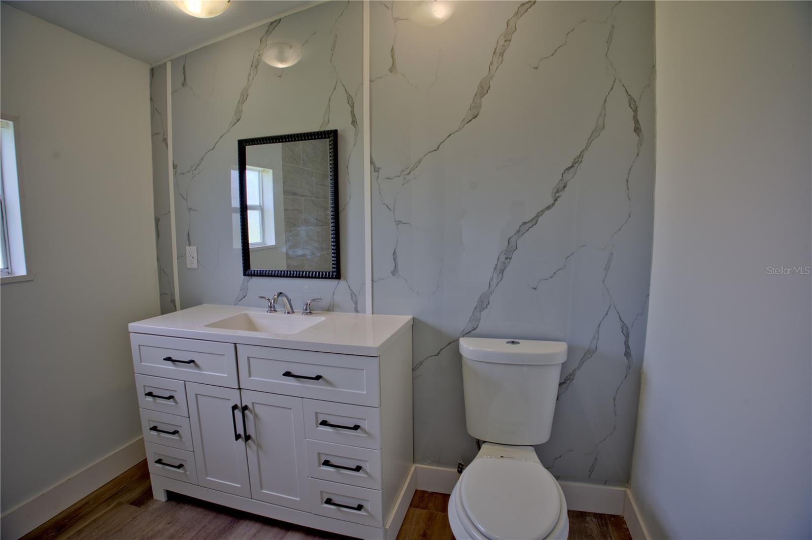 1124 Dara Cay Dr Property Photo 17
