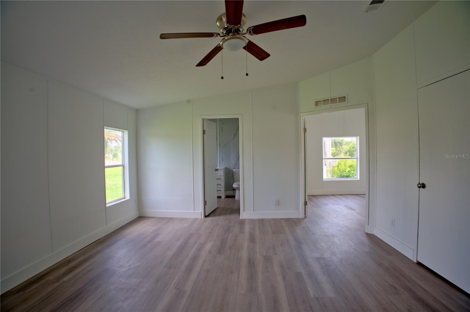 1124 Dara Cay Dr Property Photo 19