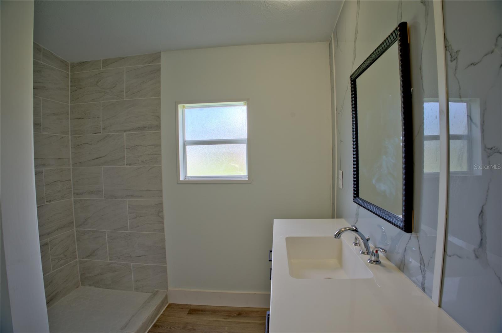 1124 Dara Cay Dr Property Photo 21