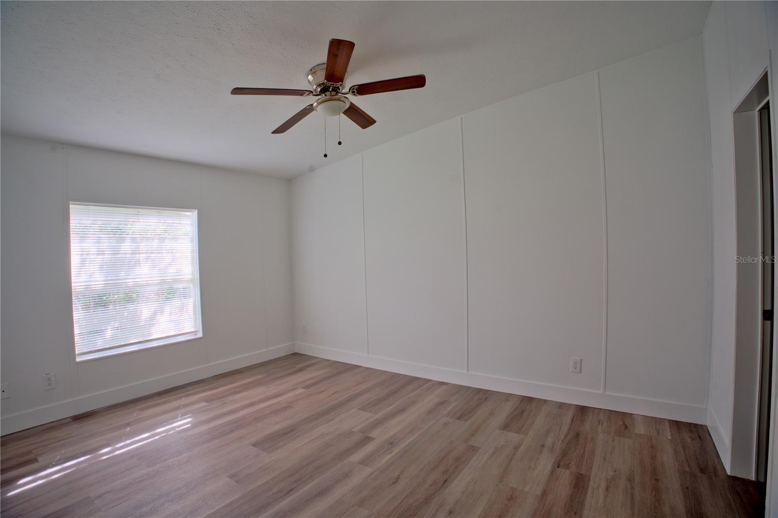 1124 Dara Cay Dr Property Photo 22